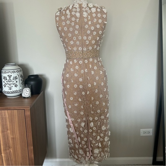 NWT - MAC DUGGAL Beaded Floral Appliqué Midi Sheath Dress in Ivory Nude - Picture 7 of 16